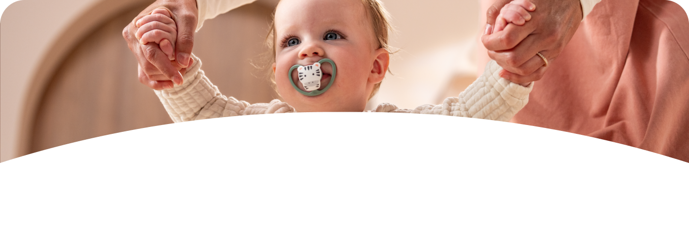 [Translate to Polish (Reborn) nuk.pl:] Baby with soother