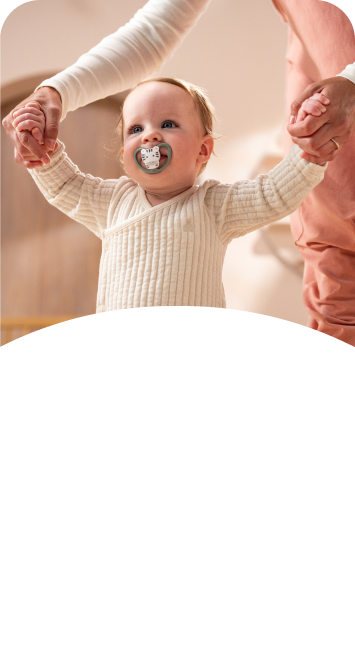 [Translate to Polish (Reborn) nuk.pl:] Baby with soother