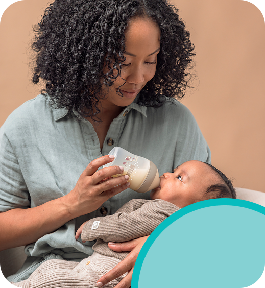 [Translate to Polish (Reborn) nuk.pl:] Mother with Baby and Babybottle